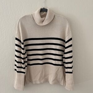 GAP 24/7 Side Slit Striped Sweater